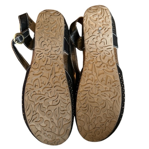 L'Artiste Mary Jane Spring Step flats in black in EUC, size 41 (US 9). - Picture 6 of 10